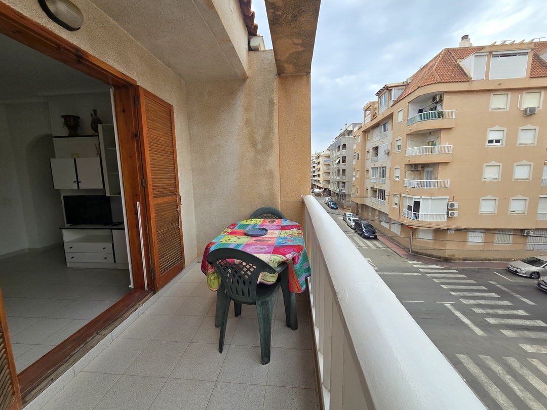Ático con vistas al mar en Acequión, Torrevieja — 3 dorm. a 300m de la playa