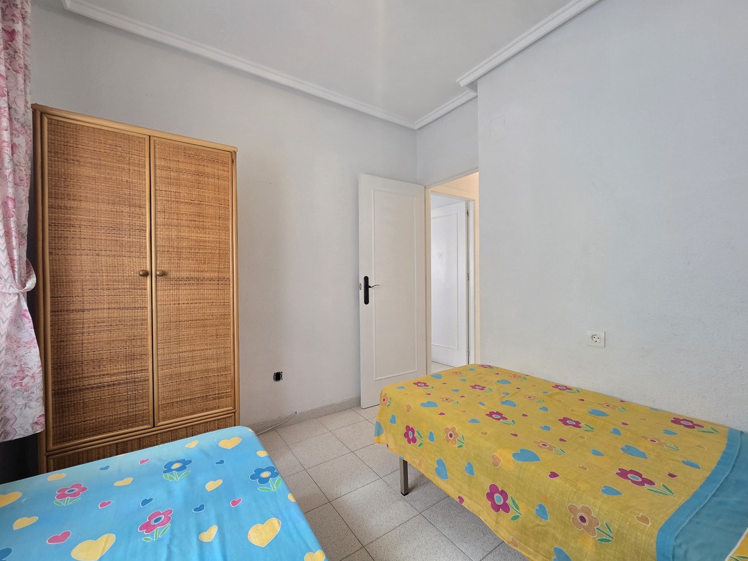 Ático con vistas al mar en Acequión, Torrevieja — 3 dorm. a 300m de la playa