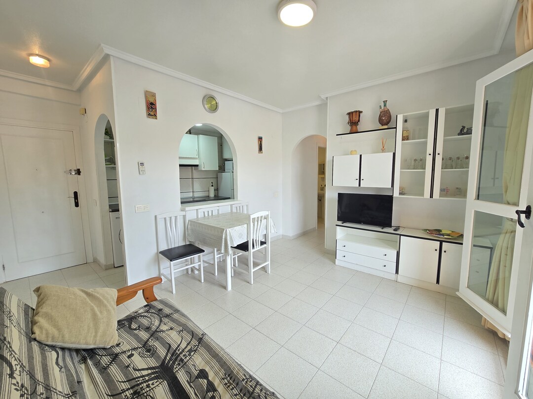 Ático con vistas al mar en Acequión, Torrevieja — 3 dorm. a 300m de la playa