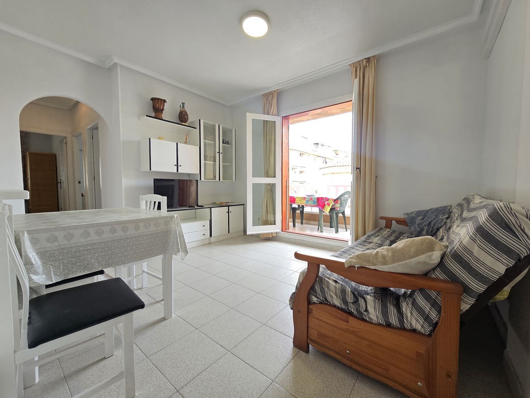 Ático con vistas al mar en Acequión, Torrevieja — 3 dorm. a 300m de la playa