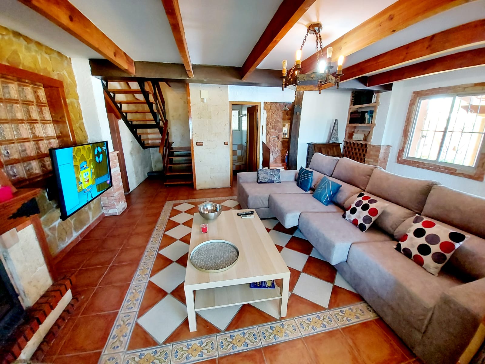 Villa independiente con apartamento de invitados en Vistabella — 495.000 EUR