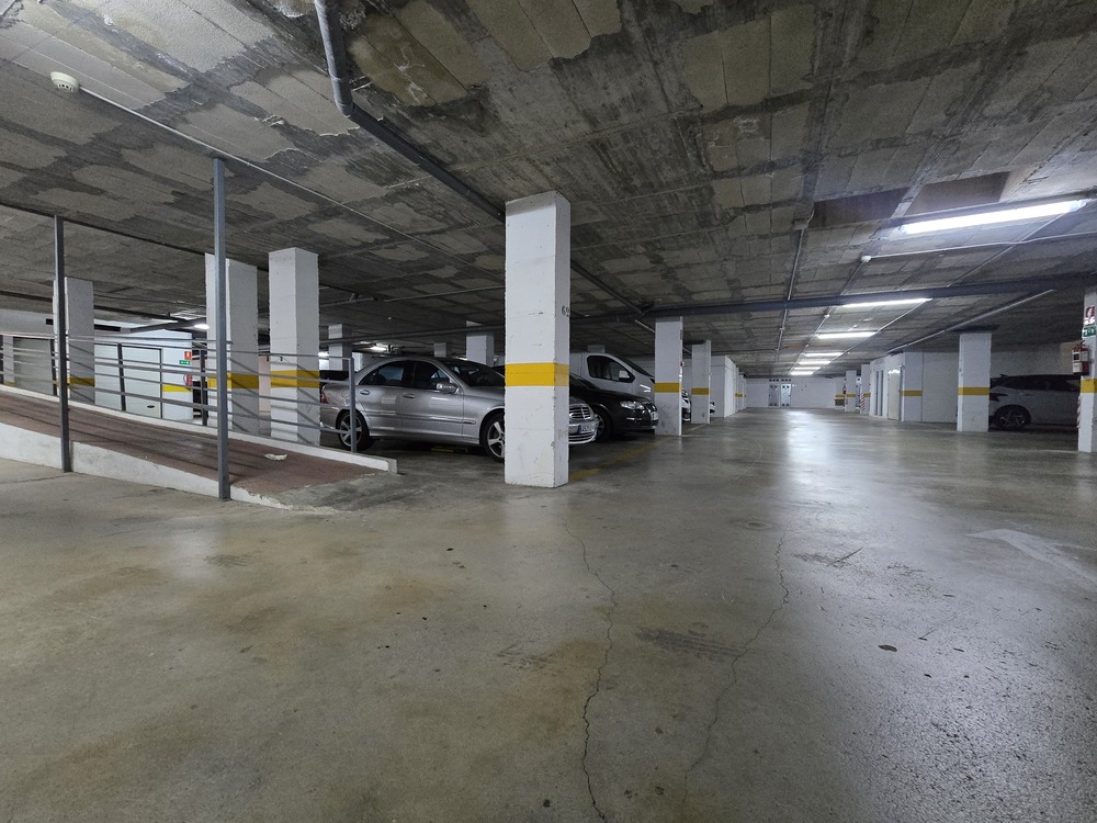 Parking privado en La Loma, Torrevieja — La comodidad de llegar y aparcar siempre