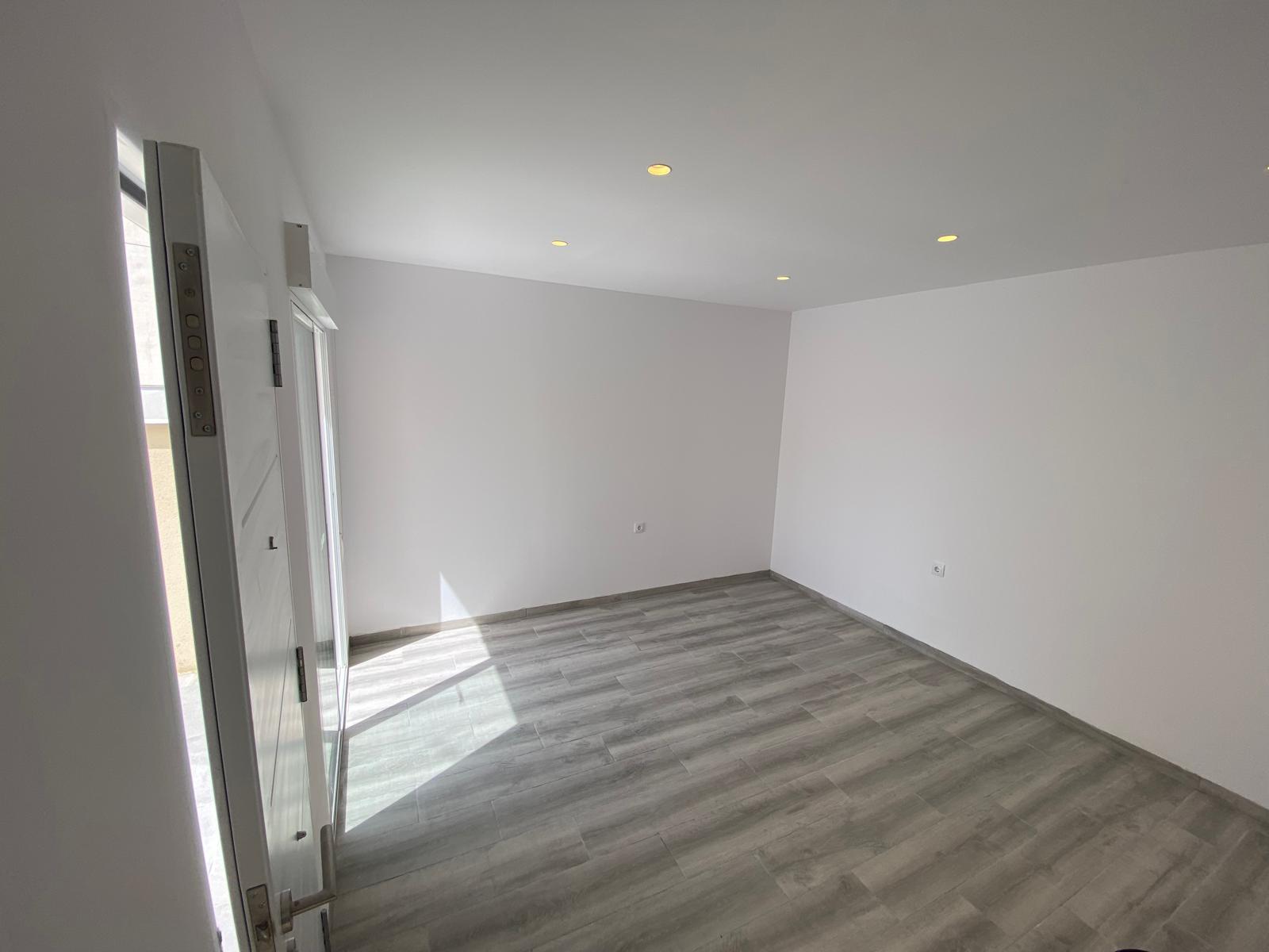 Bungalow planta baja en Nueva Torrevieja con 111 m² de parcela privada y parking