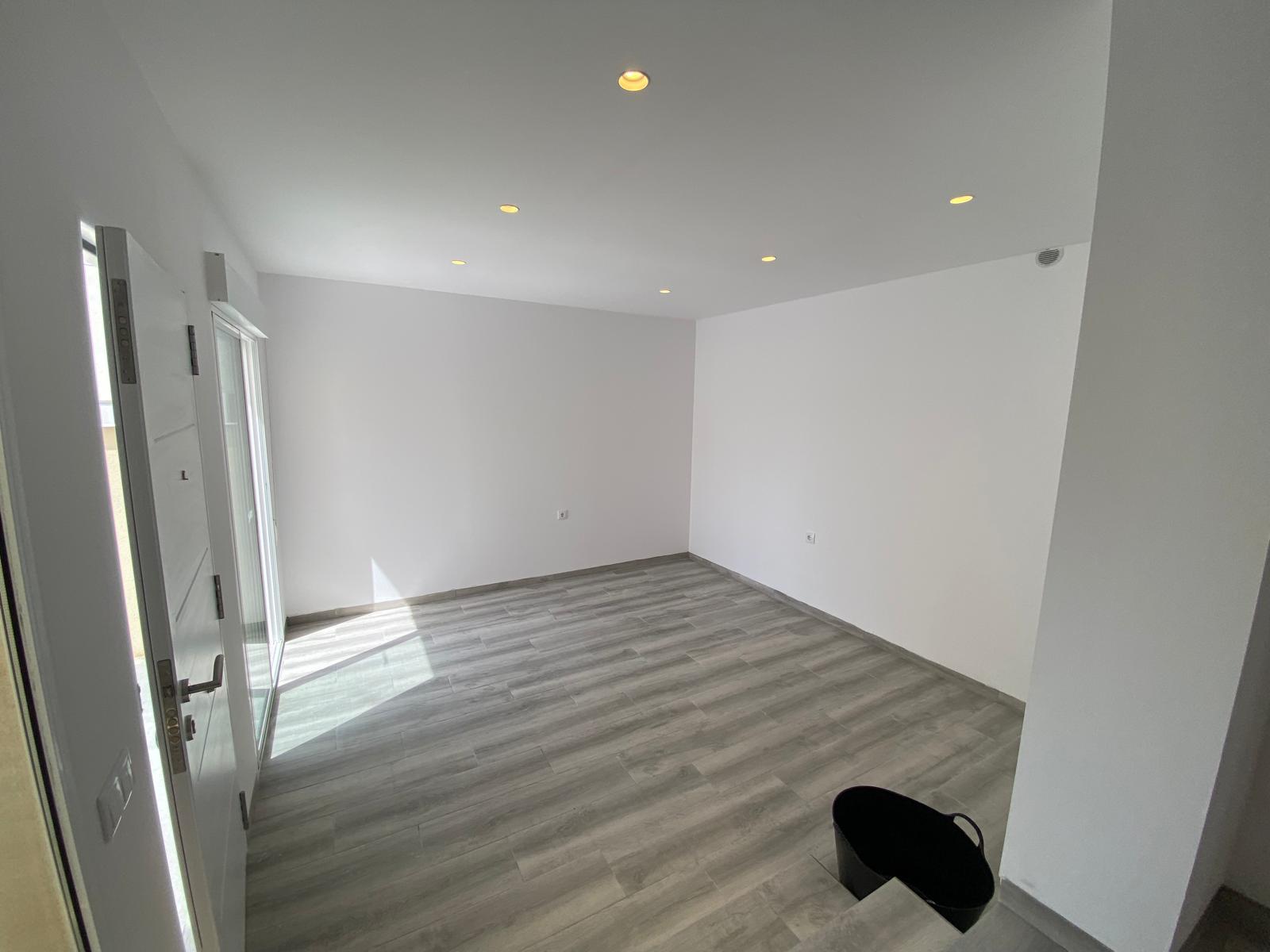 Bungalow planta baja en Nueva Torrevieja con 111 m² de parcela privada y parking
