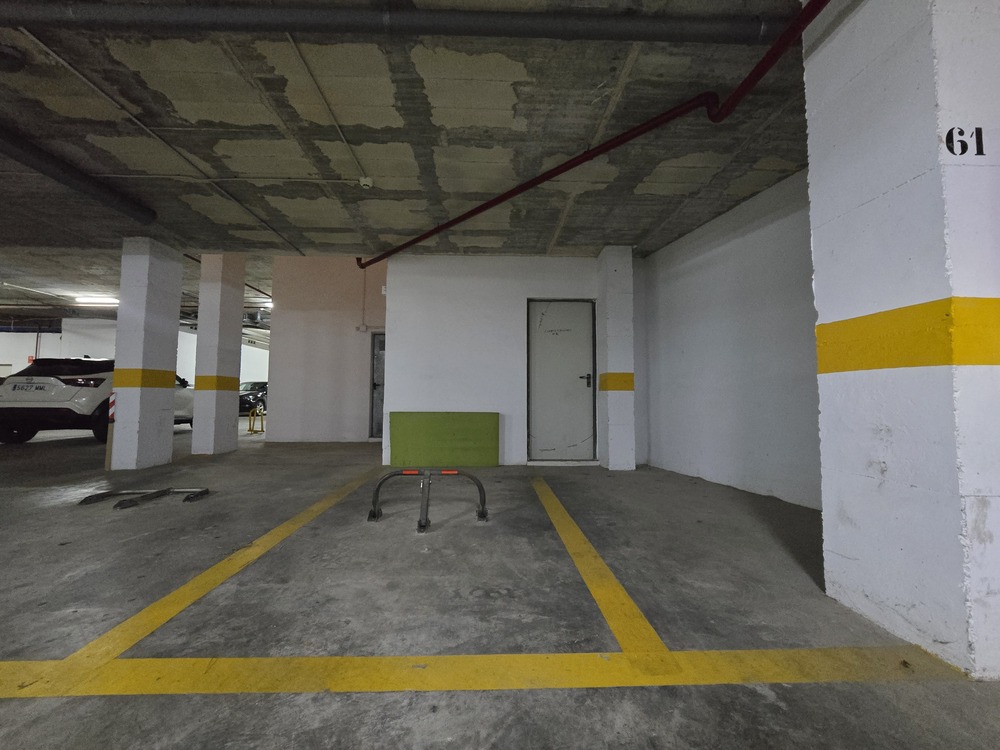 Parking en La Loma, Torrevieja: tu plaza privada a solo 700 metros del mar