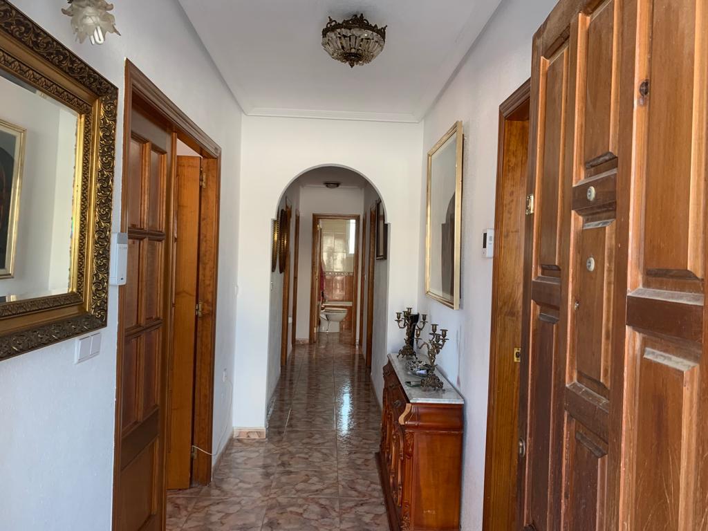 Restaurante con vivienda en La Zenia, 1000m2 de parcela — tu proyecto de vida