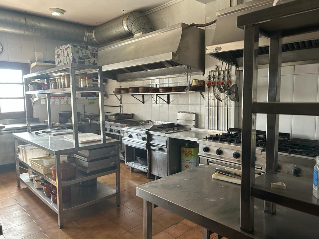 Restaurante con vivienda en La Zenia, 1000m2 de parcela — tu proyecto de vida