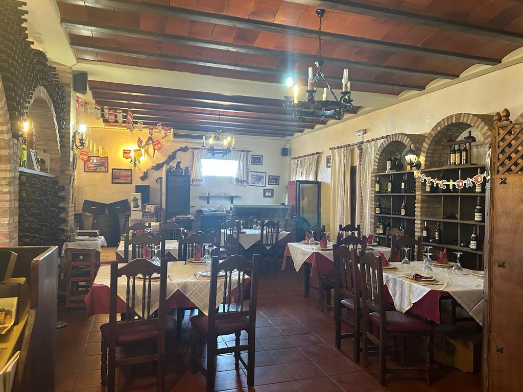 Restaurante con vivienda en La Zenia, 1000m2 de parcela — tu proyecto de vida