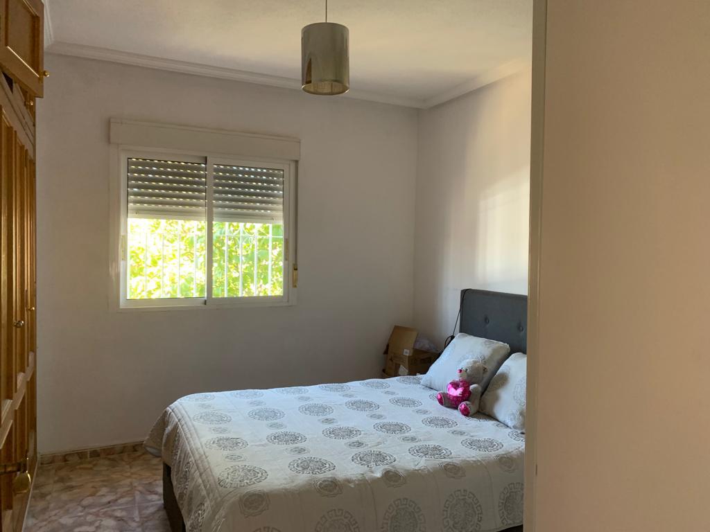 Restaurante con vivienda en La Zenia, 1000m2 de parcela — tu proyecto de vida
