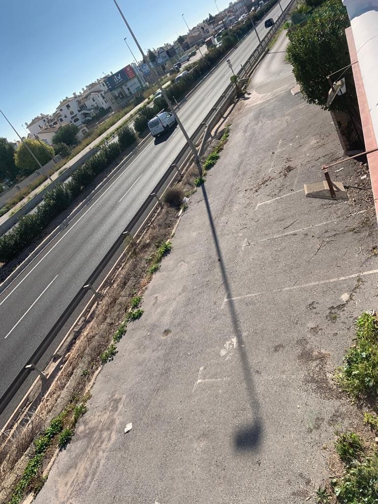 Restaurante con vivienda en La Zenia, 1000m2 de parcela — tu proyecto de vida