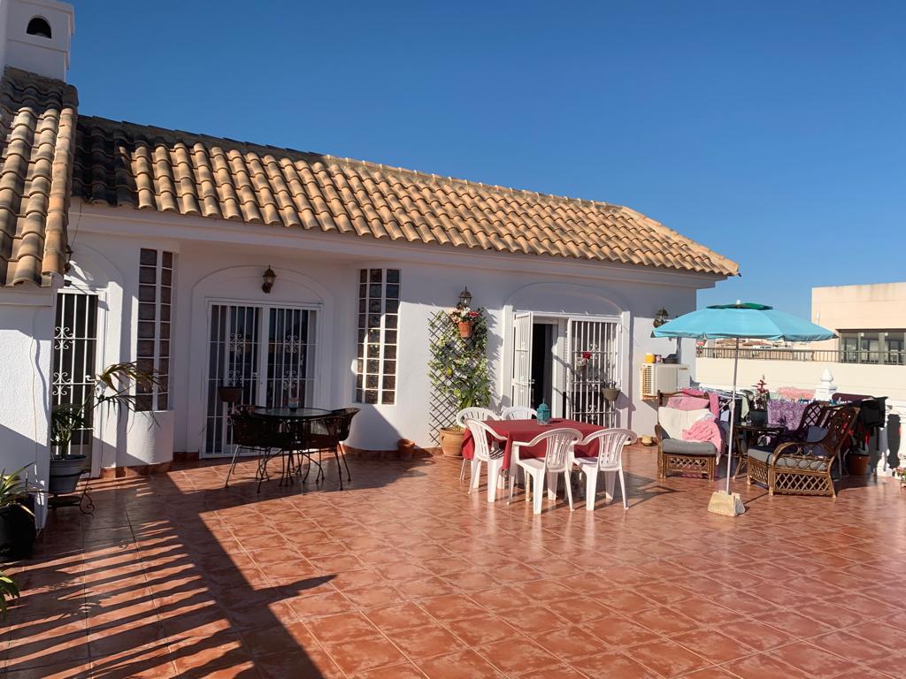 Restaurante con vivienda en La Zenia, 1000m2 de parcela — tu proyecto de vida
