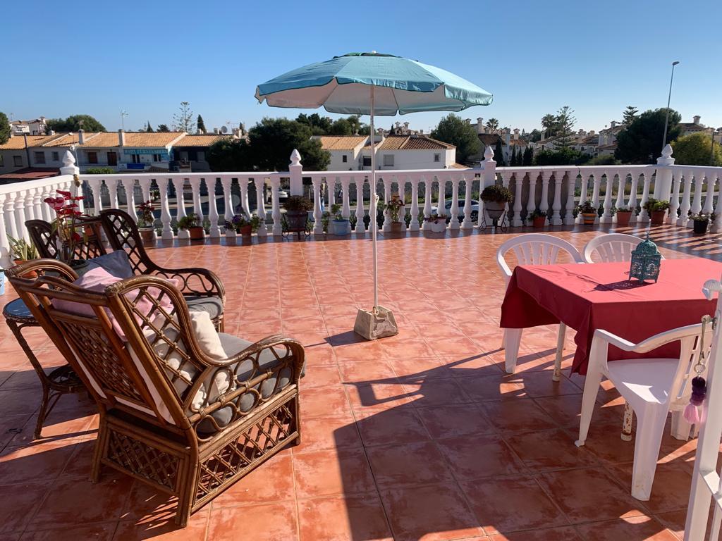 Restaurante con vivienda en La Zenia, 1000m2 de parcela — tu proyecto de vida