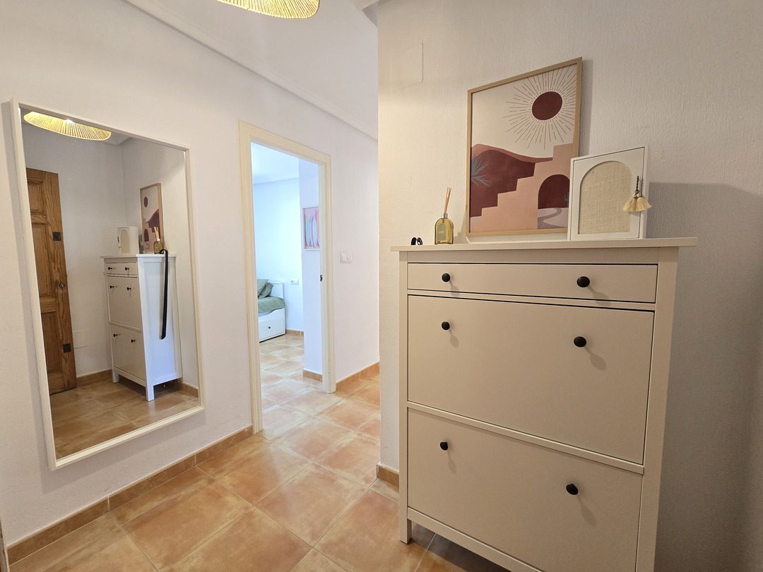 Ático con terraza esquinera de 40 m² en La Loma, Torrevieja — incluye garaje