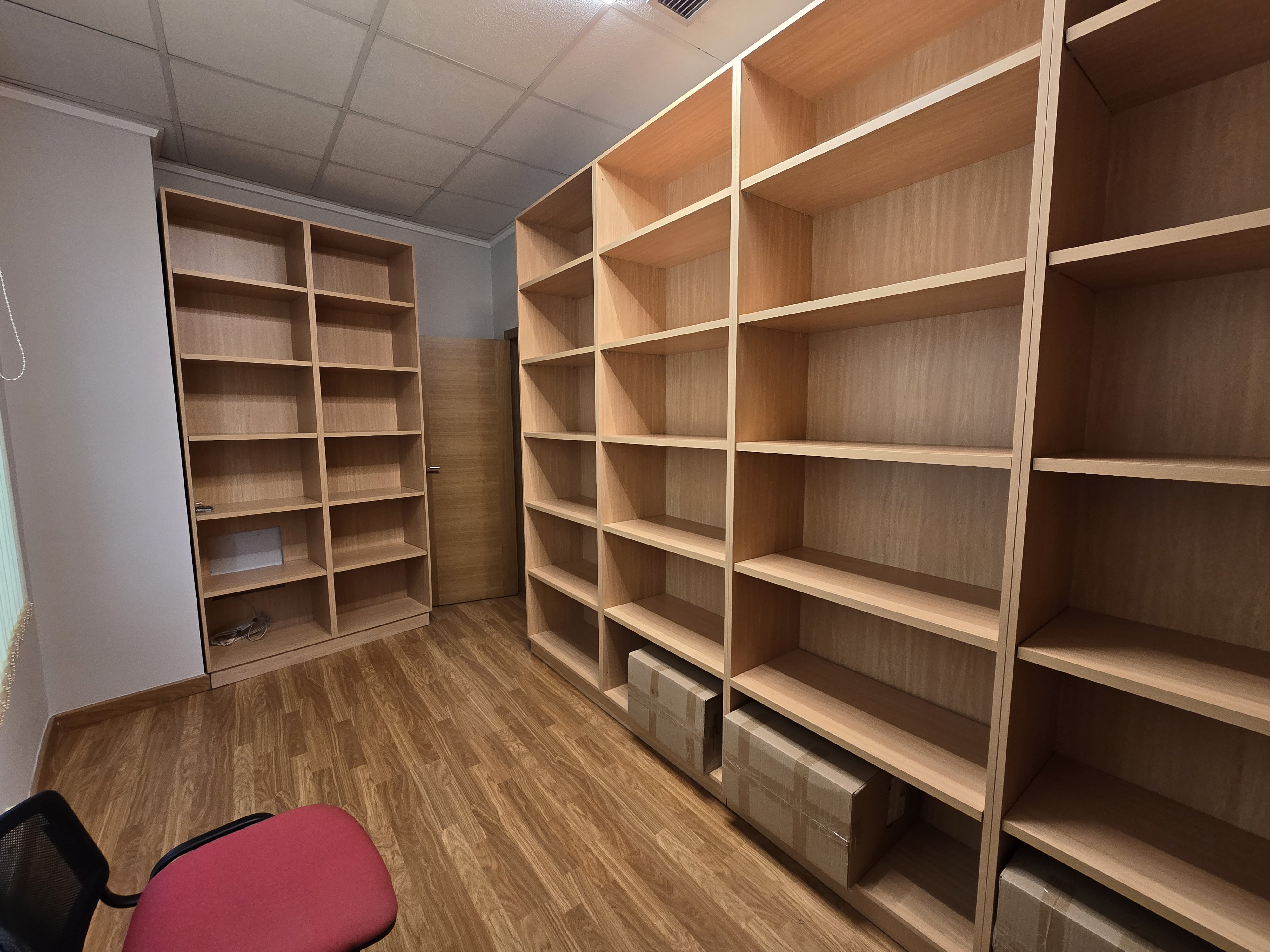 Local comercial en esquina en La Loma, Torrevieja — 87 m² listo para estrenar